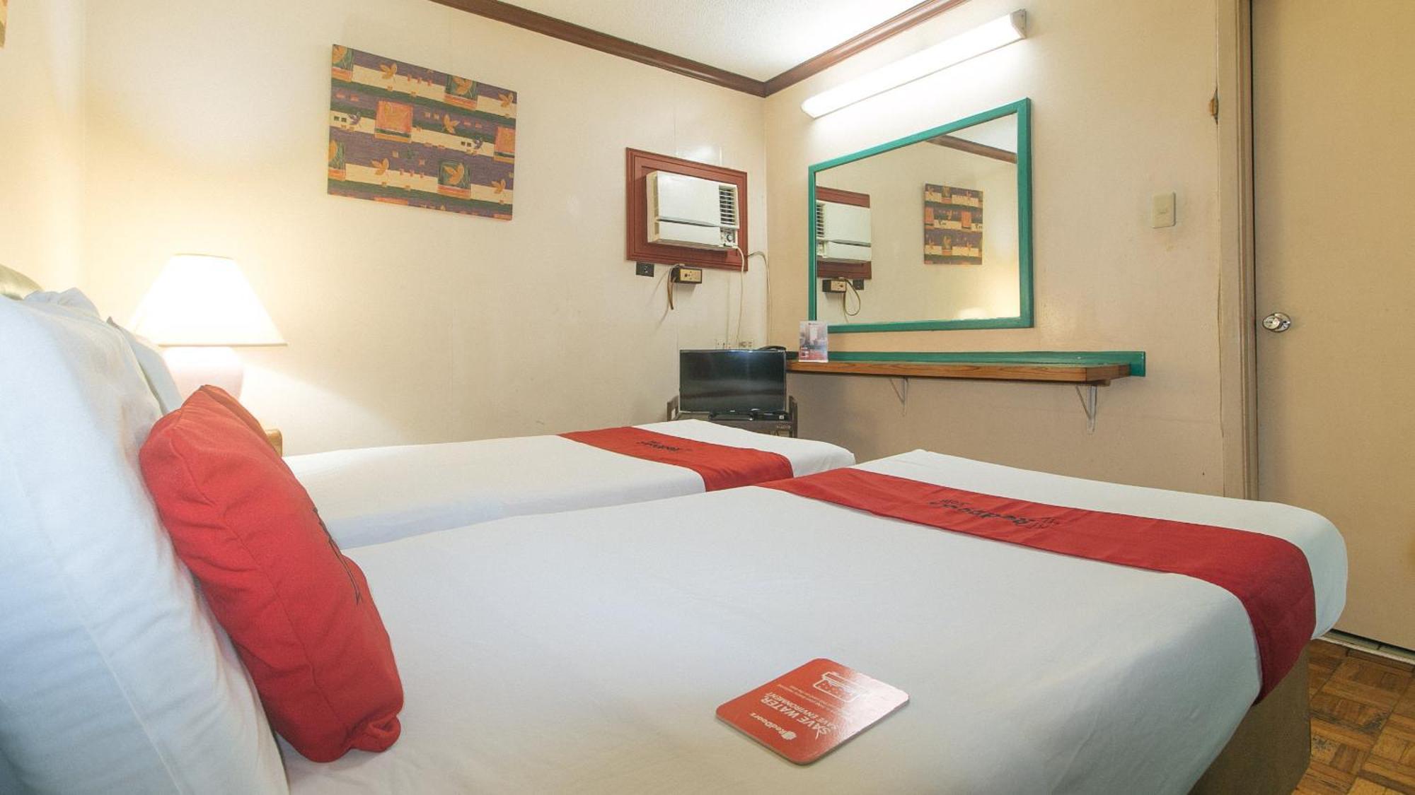 Reddoorz At Broadway Court Apartelle Quezon City Exterior foto