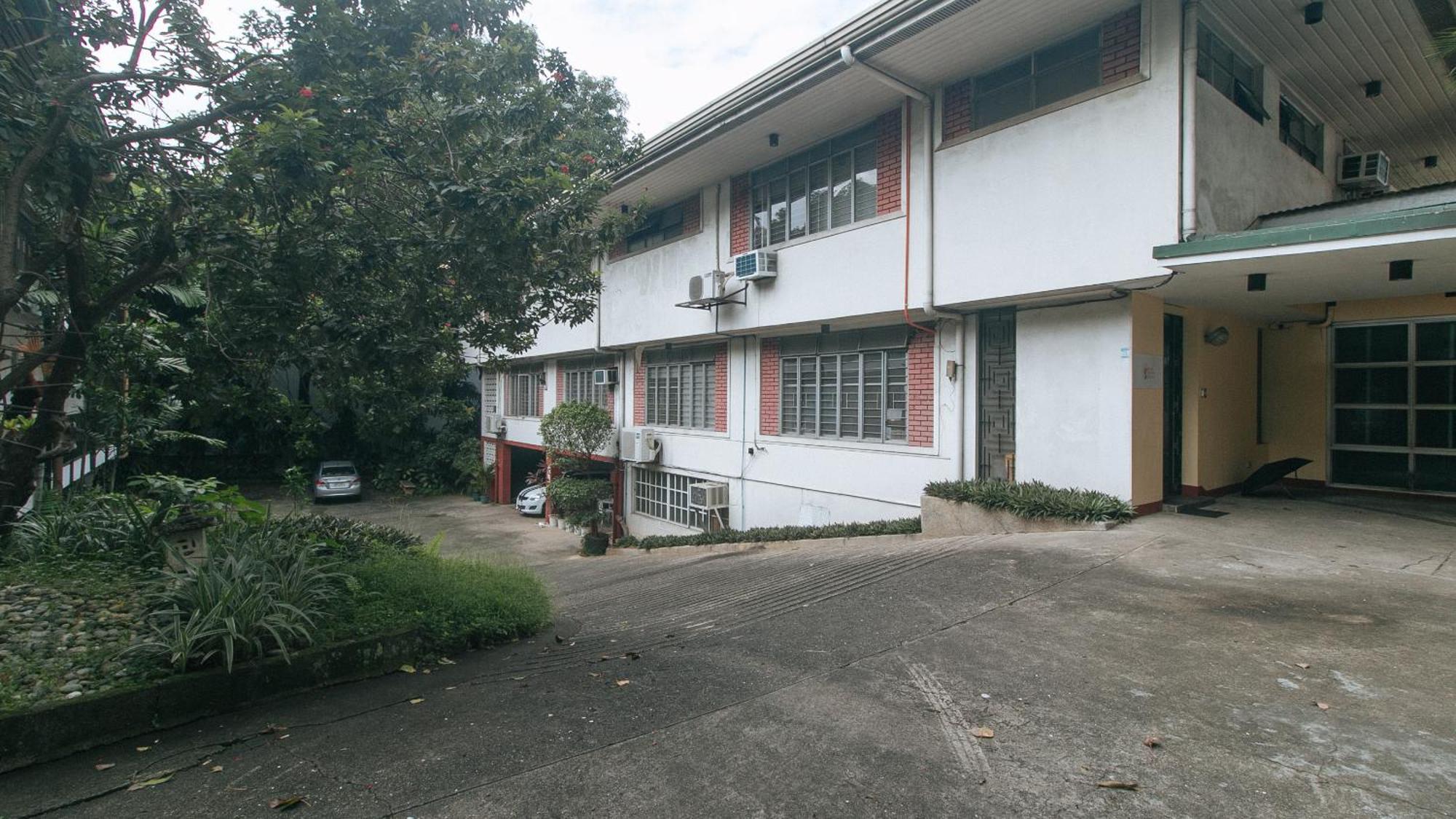 Reddoorz At Broadway Court Apartelle Quezon City Exterior foto