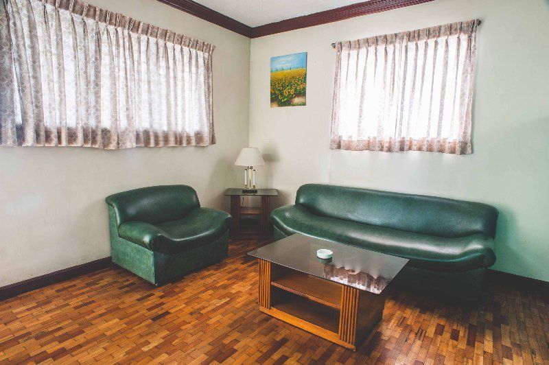 Reddoorz At Broadway Court Apartelle Quezon City Exterior foto